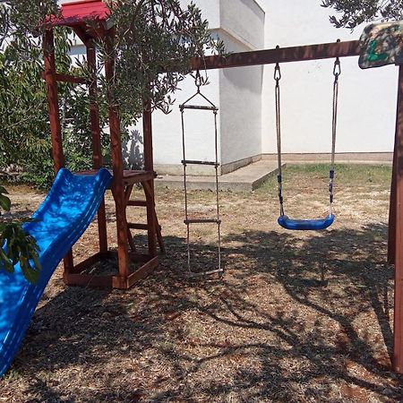 Apartman Lana Lozovac Exterior photo